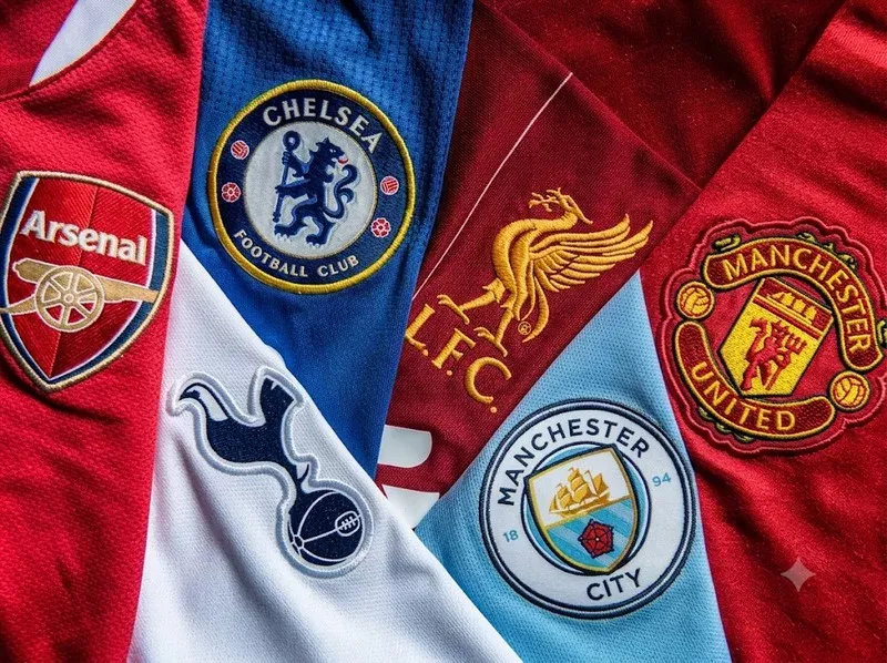 Logo Manchester United, Liverpool, Arsenal, Chelsea và Manchester City chứa nhiều chi tiết gắn với lịch sử, địa phương và truyền thống bóng đá Anh.