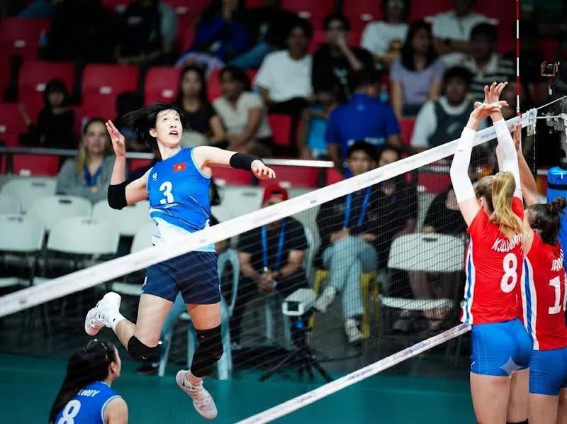 Chiều cao, sức bật và khả năng tấn công đa dạng giúp Thanh Thúy trở thành chủ công hàng đầu.